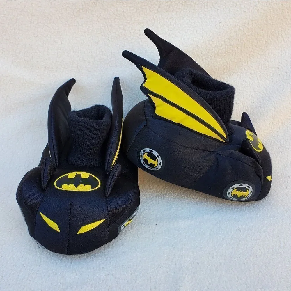 Batman black and yellow sock top plush slippers